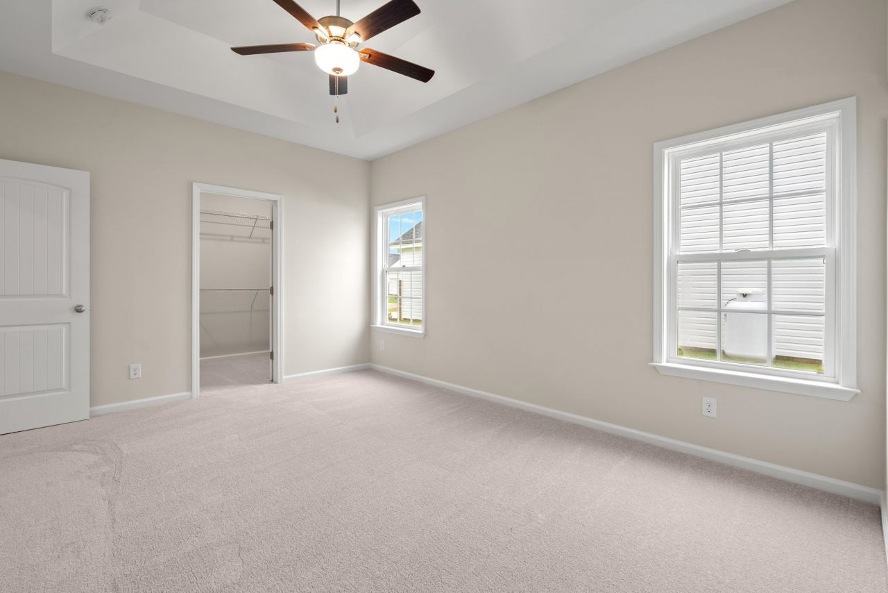 960 Woodside Dr.  Photo 8