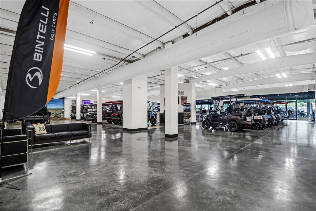 2137 Savannah Highway  Photo 9