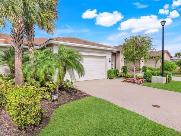 28440 Burano DR, BONITA SPRINGS, FL 34135
