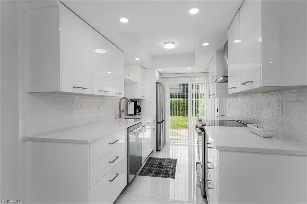 4082 Belair Ln, Unit 9, Naples, FL 34103 Photo