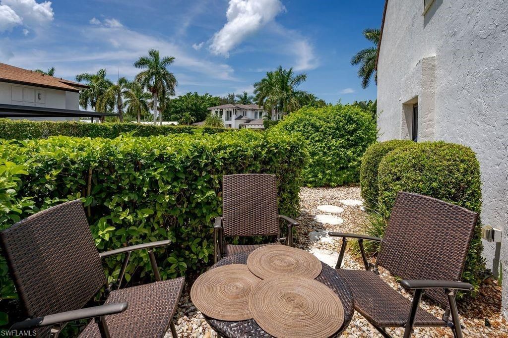 4082 Belair Ln, Unit 9, Naples, FL 34103 Photo