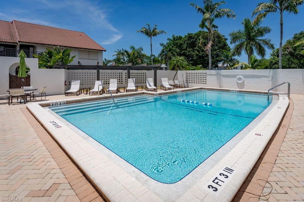 4082 Belair Ln, Unit 9, Naples, FL 34103 Photo