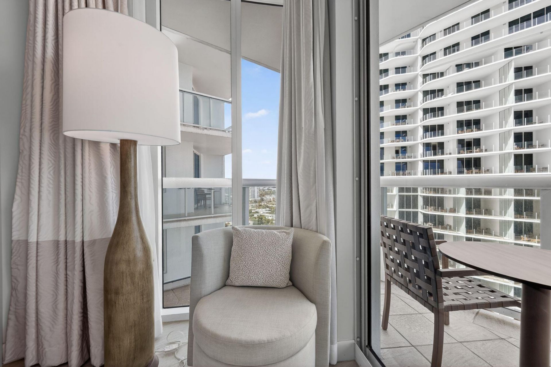 505 N Fort Lauderdale Beach Boulevard, Unit 1512, Fort Lauderdale, FL 33304 Photo