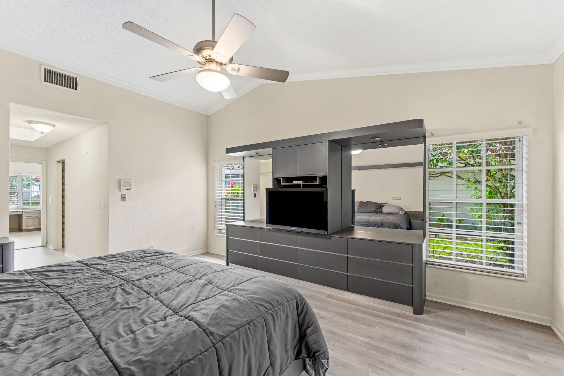 6122 Golf Villas Drive, Boynton Beach, FL 33437 Photo