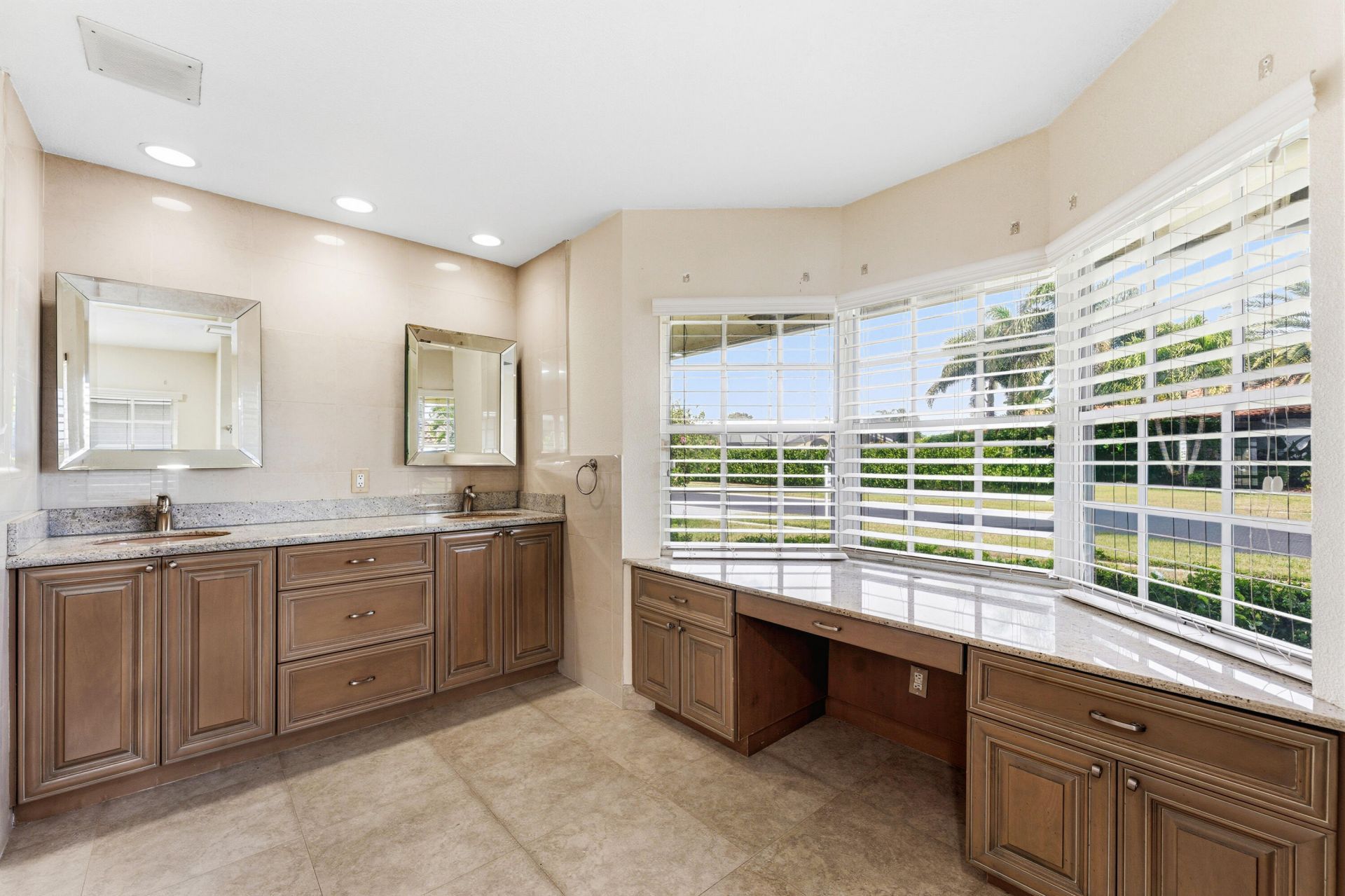 6122 Golf Villas Drive, Boynton Beach, FL 33437 Photo