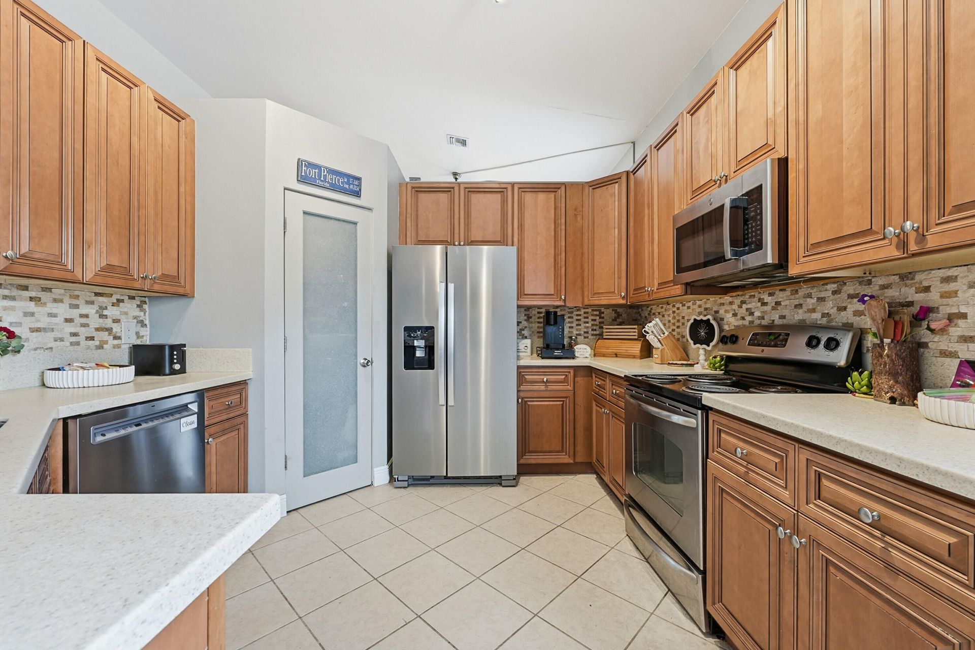 6117 Spring Lake Terrace, Fort Pierce, FL 34951 Photo