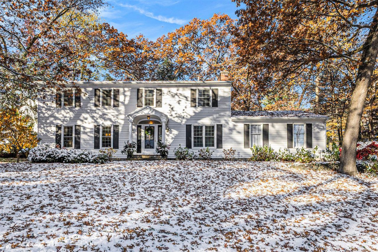 3131 Howlett Drive Se, Ada, MI 49301 Main Photo