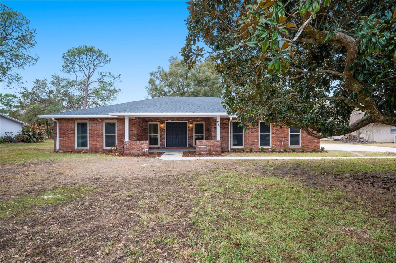 241 Greenfield Road, Winter Haven, FL 33884 Main Photo