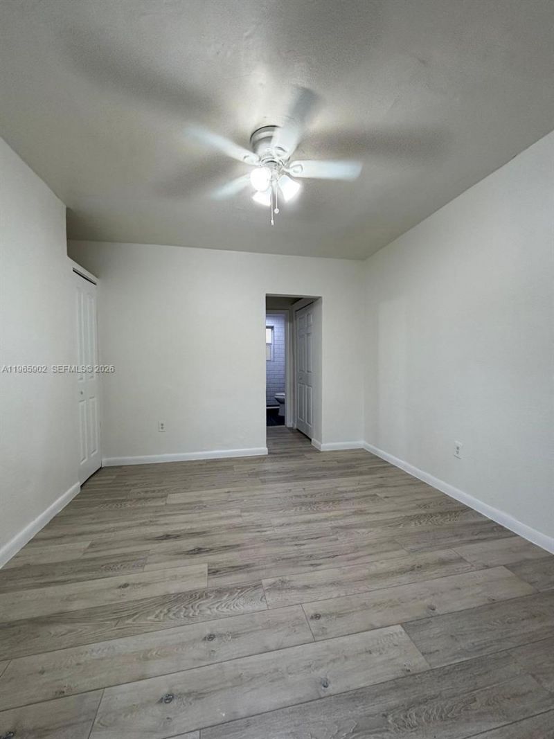 200 NW 13th St, Unit 5, Miami, FL 33136 Photo