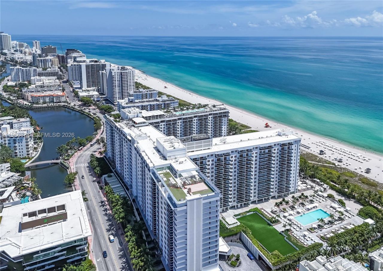 102 24th St, Unit PH-1703, Miami Beach, FL 33139 Photo