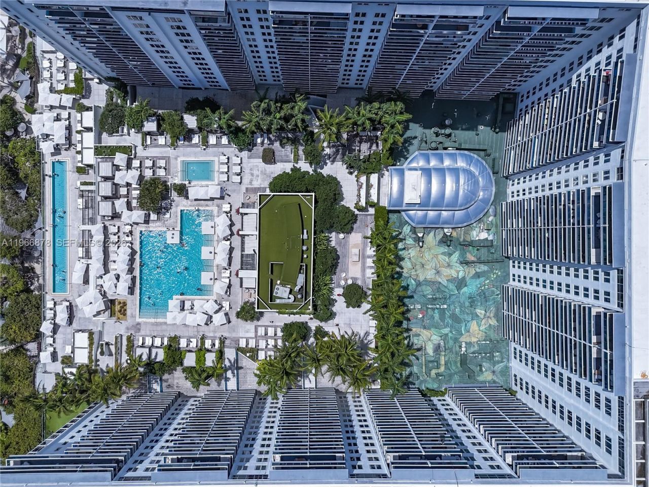 102 24th St, Unit PH-1703, Miami Beach, FL 33139 Photo