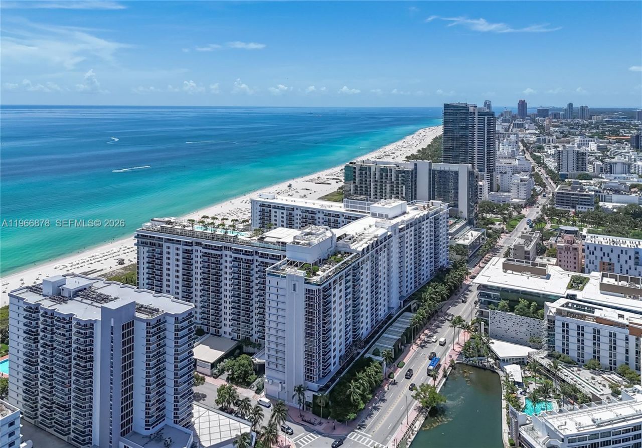 102 24th St, Unit PH-1703, Miami Beach, FL 33139 Photo