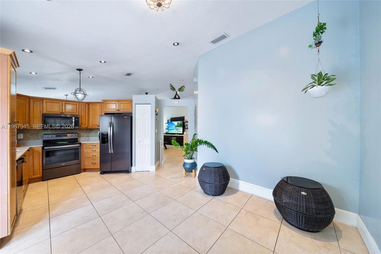 14270 SW 145th Ter, Miami, FL 33186 Photo