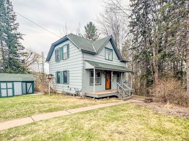 302 River Bluff Avenue, Sandstone, MN 55072