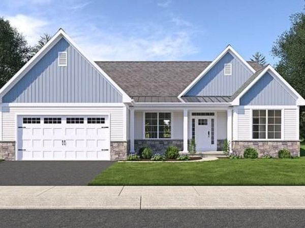 22 N WHISPER LANE, NEW HOLLAND, PA 17557