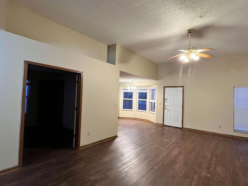 7181 Candlestone Drive, Reynoldsburg, OH 43068 Photo 2