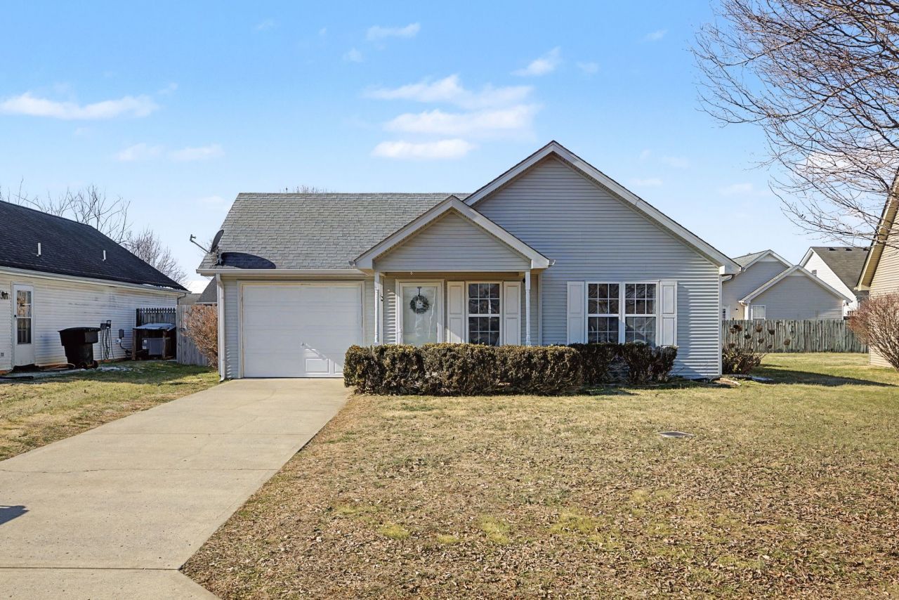 2704 Painted Pony Dr, Murfreesboro, TN 37128 Main Photo