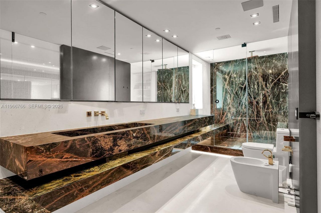 20165 NE 39th Pl, Unit 1103&1104, Aventura, FL 33180 Photo