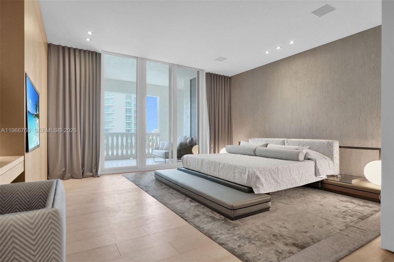 20165 NE 39th Pl , Unit 1103&1104, Aventura, FL 33180 Photo