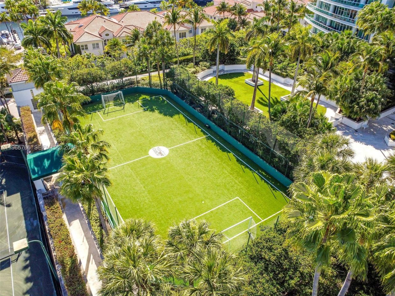 20165 NE 39th Pl, Unit 1103&1104, Aventura, FL 33180 Photo