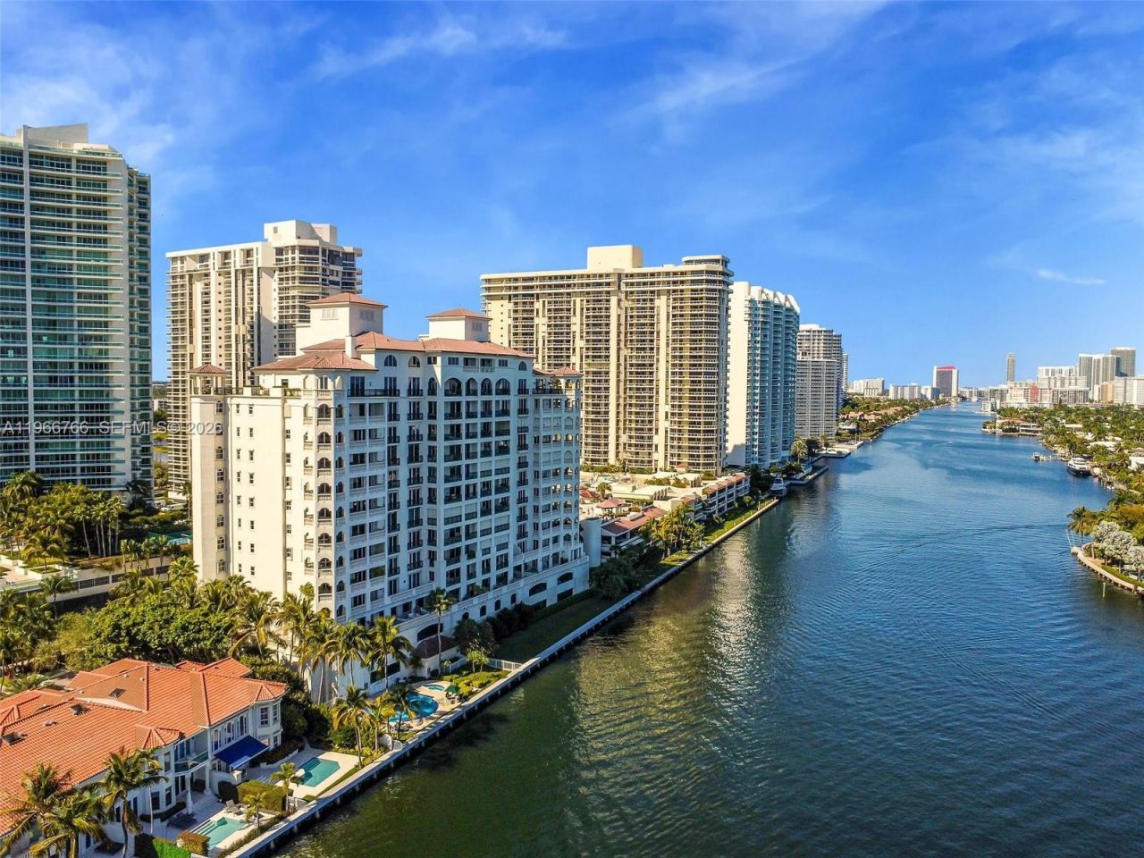 20165 NE 39th Pl, Unit 1103&1104, Aventura, FL 33180 Photo