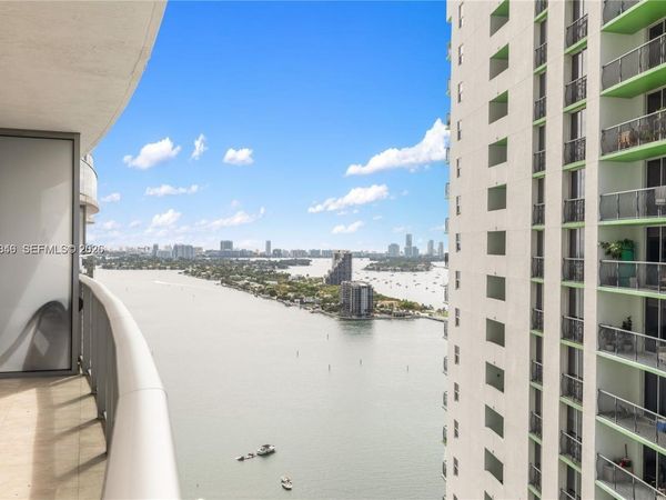 488 NE 18th St, Unit 2802, Miami, FL 33132