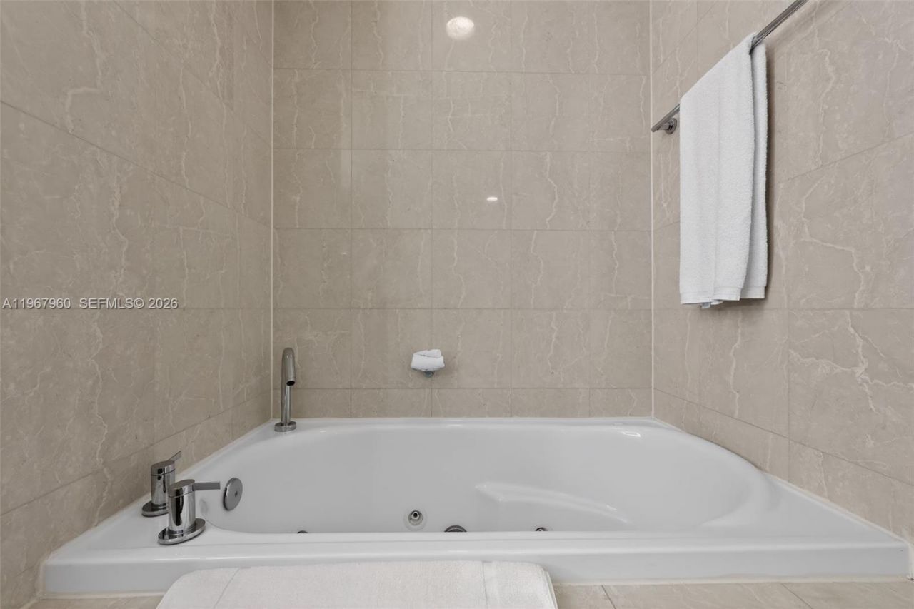 505 N Fort Lauderdale Beach Blvd, Unit 1512, Fort Lauderdale, FL 33304 Photo