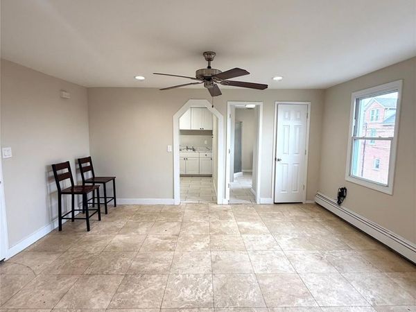 202 N Wellwood Avenue, Unit 3, Lindenhurst, NY 11757