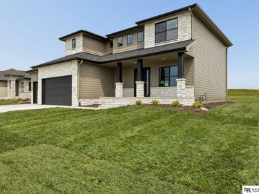 3818 Prairie Breeze Road, Lincoln, NE 68516
