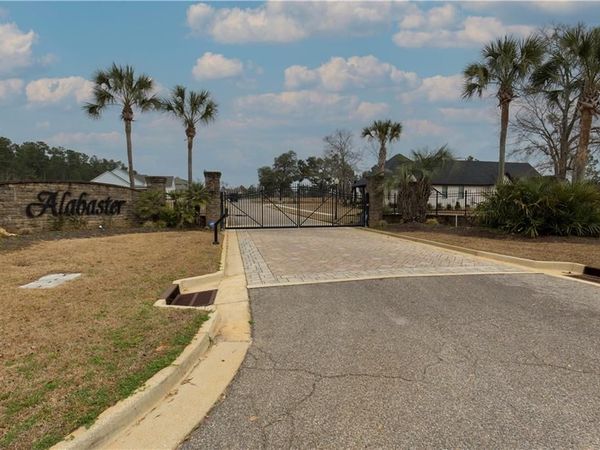 2774 Alabaster Court, Semmes, AL 36575