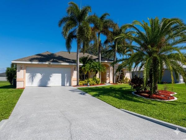 4017 SW Kadlic Street, Port St. Lucie, FL 34953