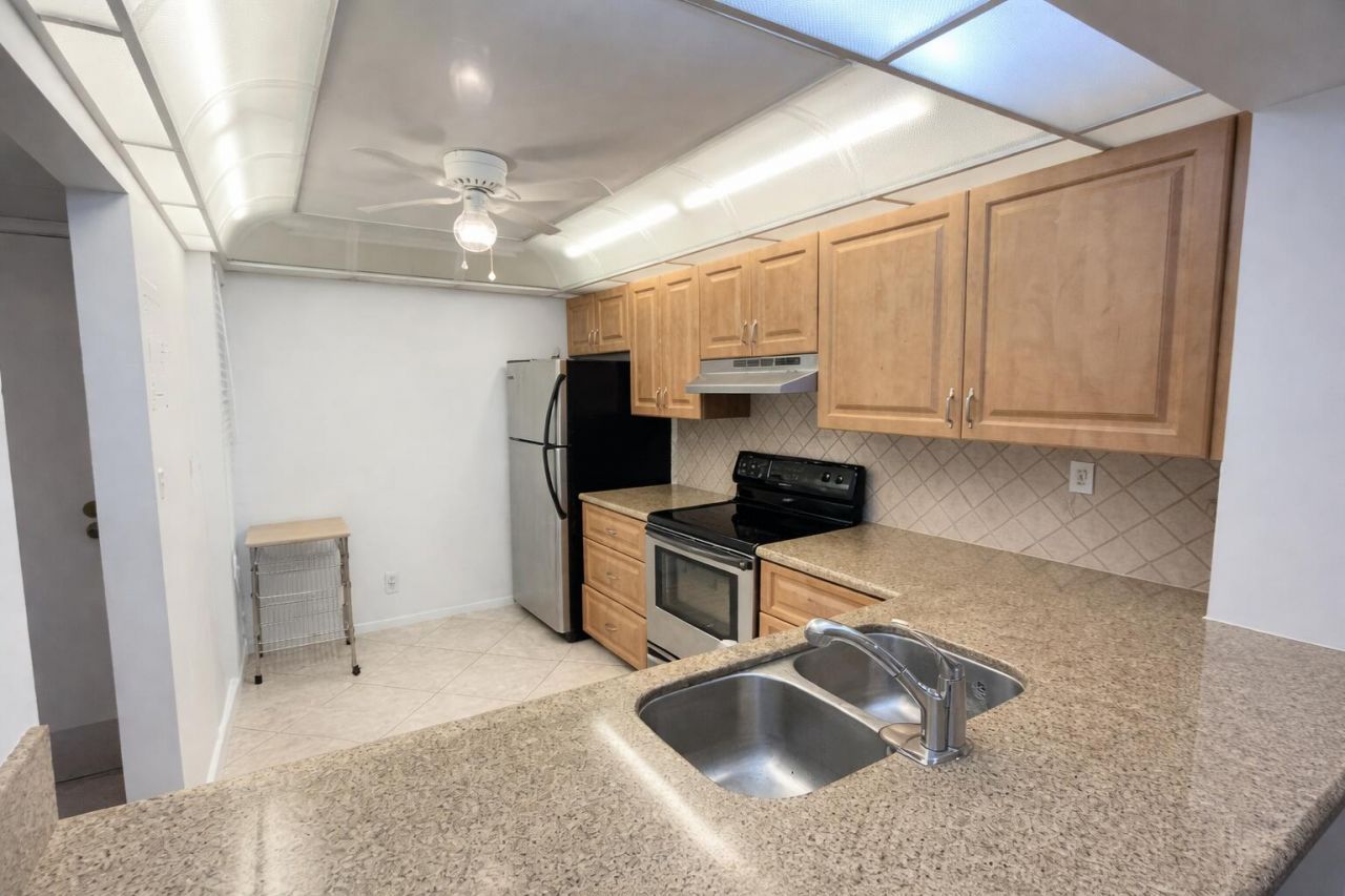 1 Royal Palm Way, Unit 3050, Boca Raton, FL 33432 Photo