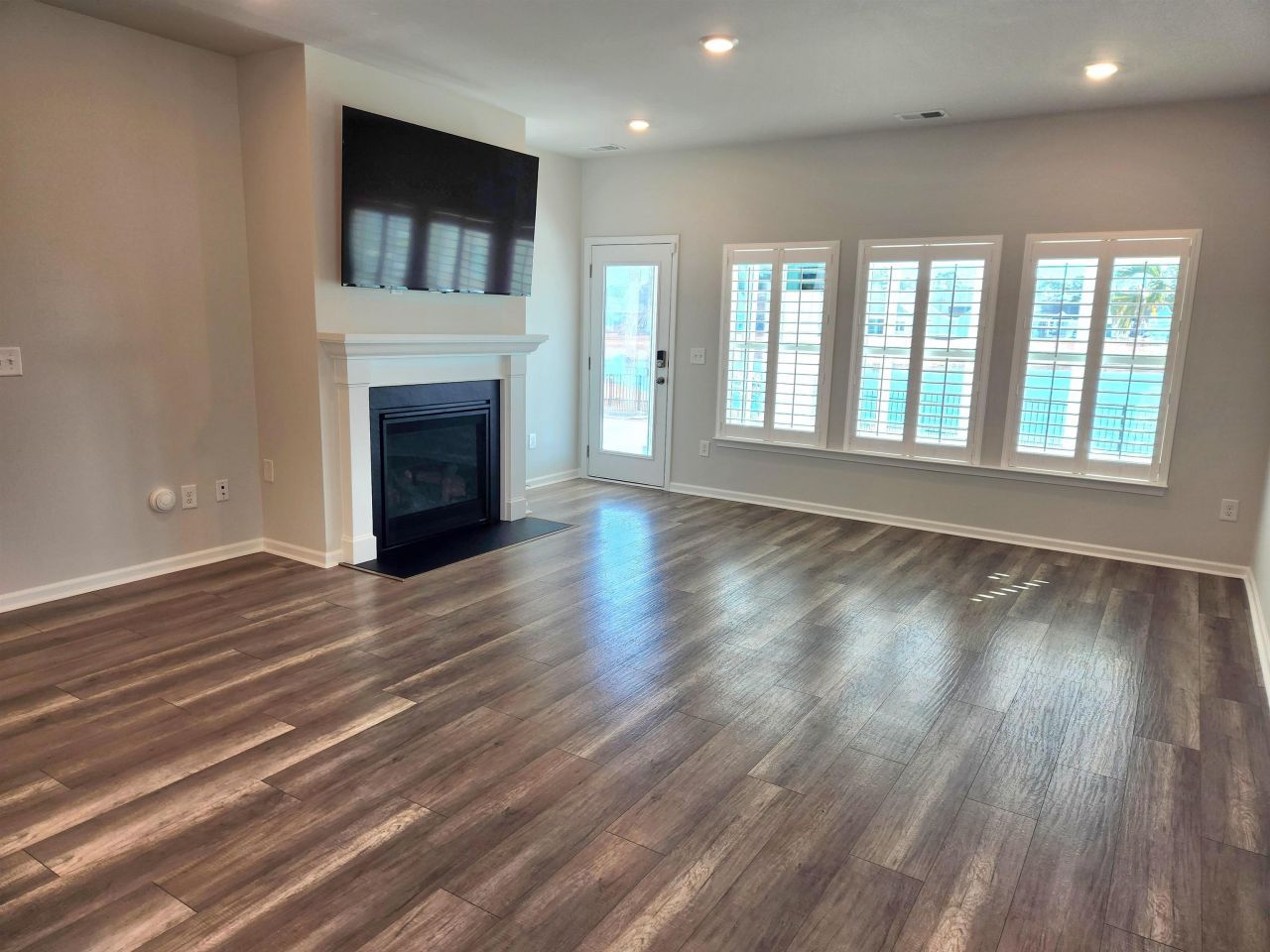 5788 Whitebark Dr. Photo 30