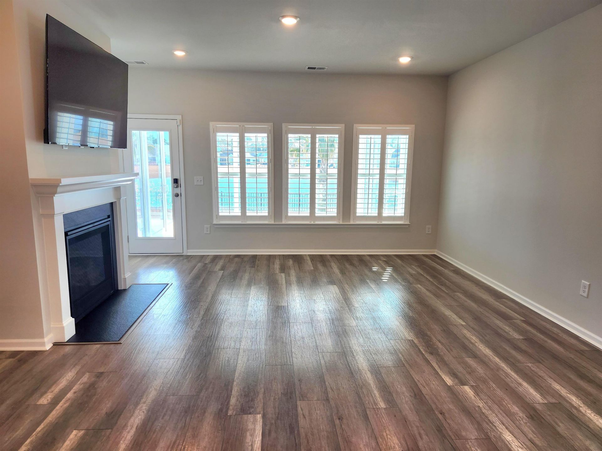 5788 Whitebark Dr. Photo 31