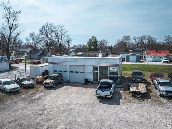 206 Washington Street, Bunker Hill, IL 62014