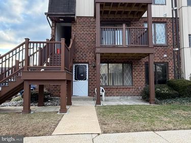5200 HILLTOP DRIVE, Unit EE1, BROOKHAVEN, PA 19015
