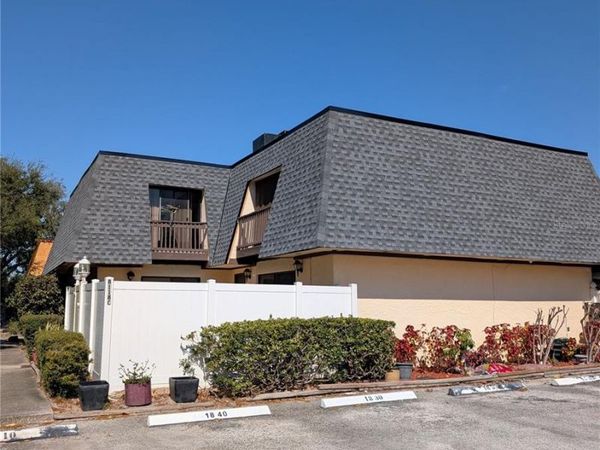 8118 OAK TRACE WAY, Unit C, TAMPA, FL 33634