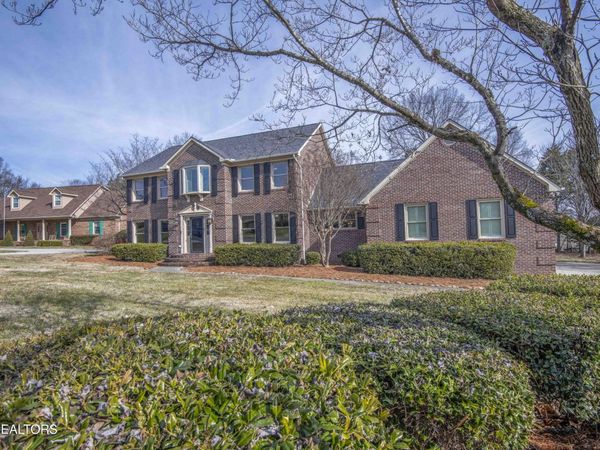 5608 Glenlyn Drive, Powell, TN 37849