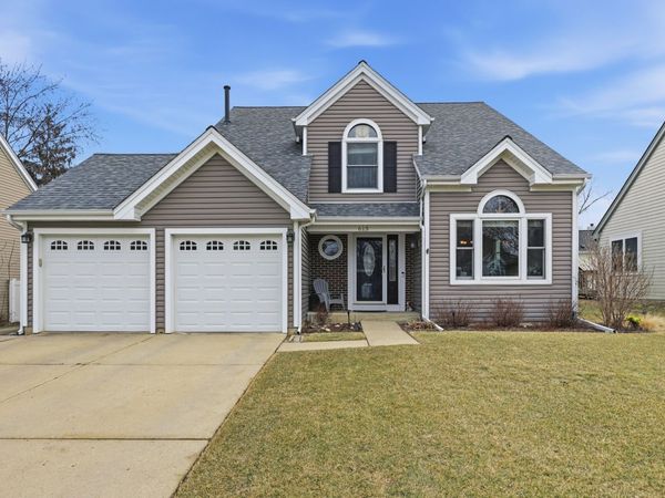 615 Newberry Drive, Elk Grove Village, IL 60007