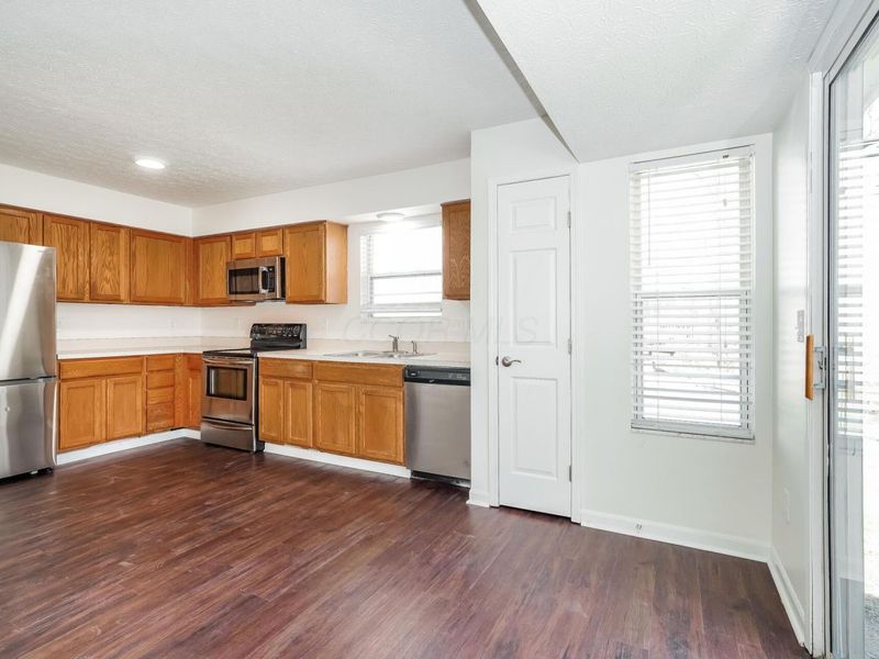 392 Old Ivory Court, Blacklick, OH 43004 Photo 7