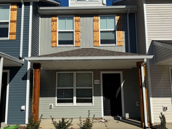 130 Quarry Point Dr , Clarksville, TN 37043