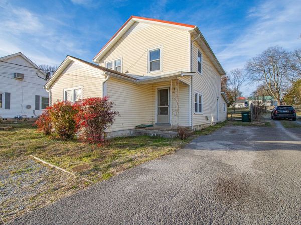 632 E Madison St , Pulaski, TN 38478