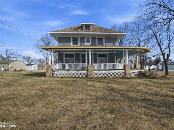 613 Washington Street, Eldora, IA 50627