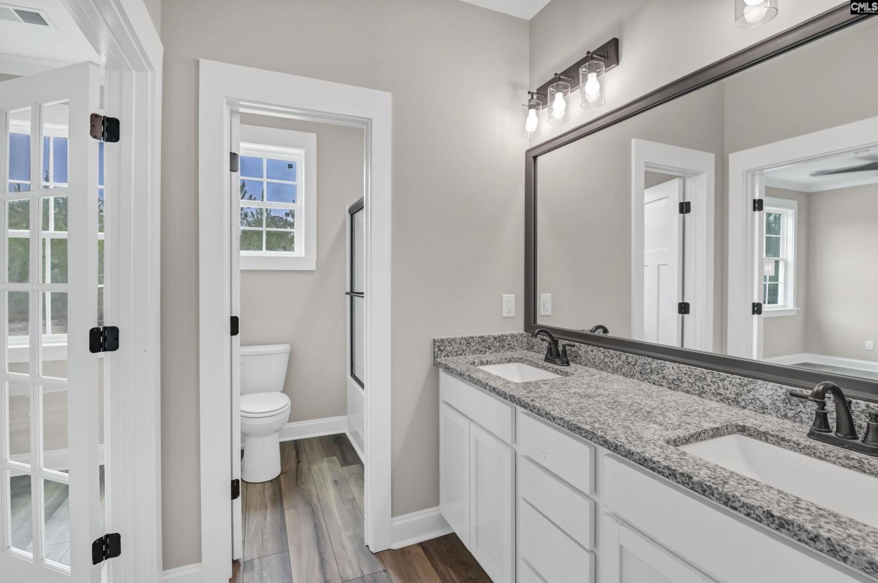 Tbd Horses Neck Road Photo 28