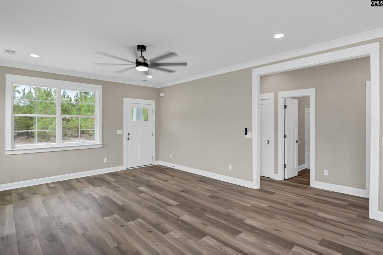 Tbd Horses Neck Road Photo 9