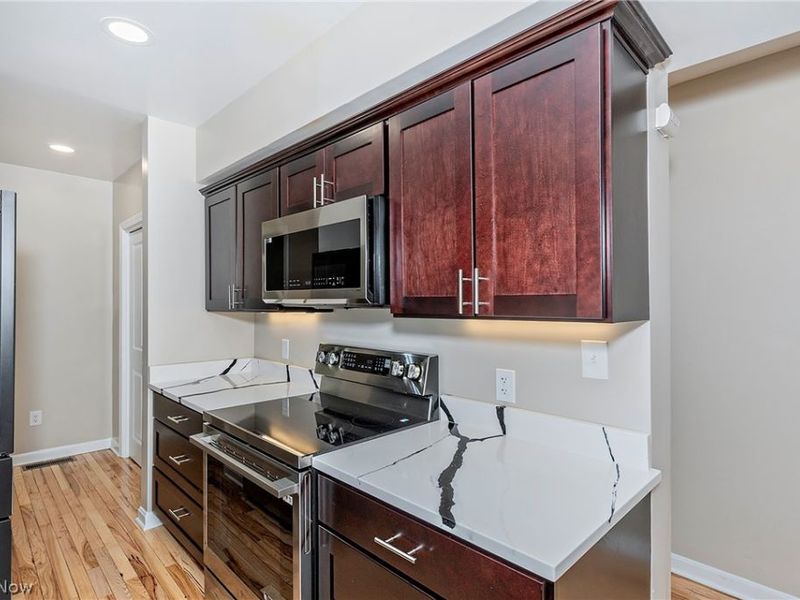 917 Brunswick Road, Cleveland, OH 44112 Photo 9