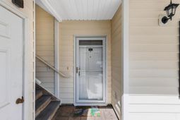 635 Woodmoor Dr. photo 4