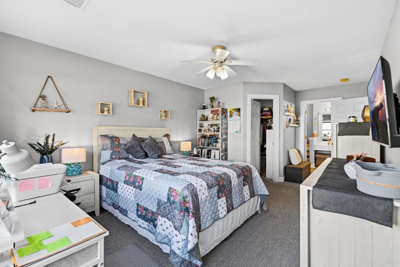 635 Woodmoor Dr. Photo 22