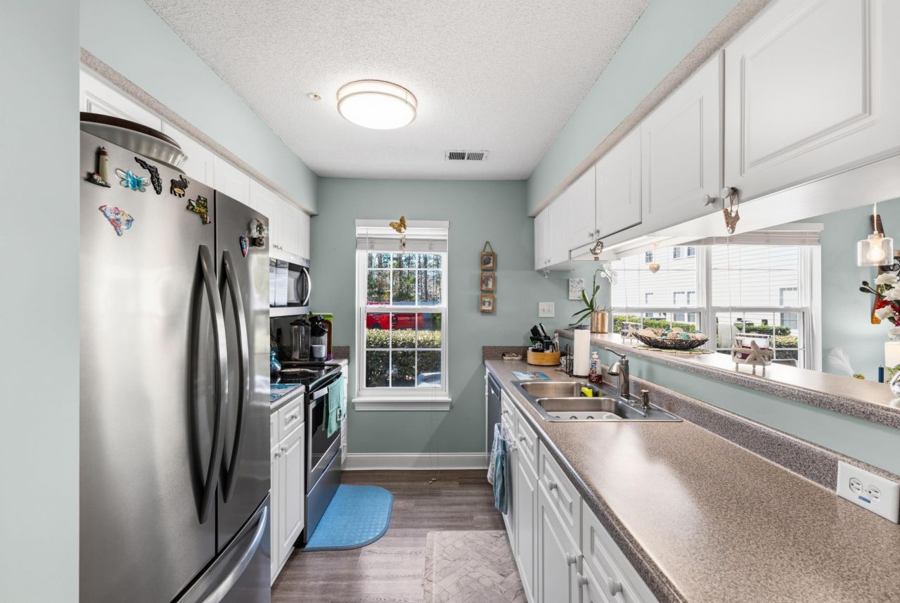 635 Woodmoor Dr. Photo 5