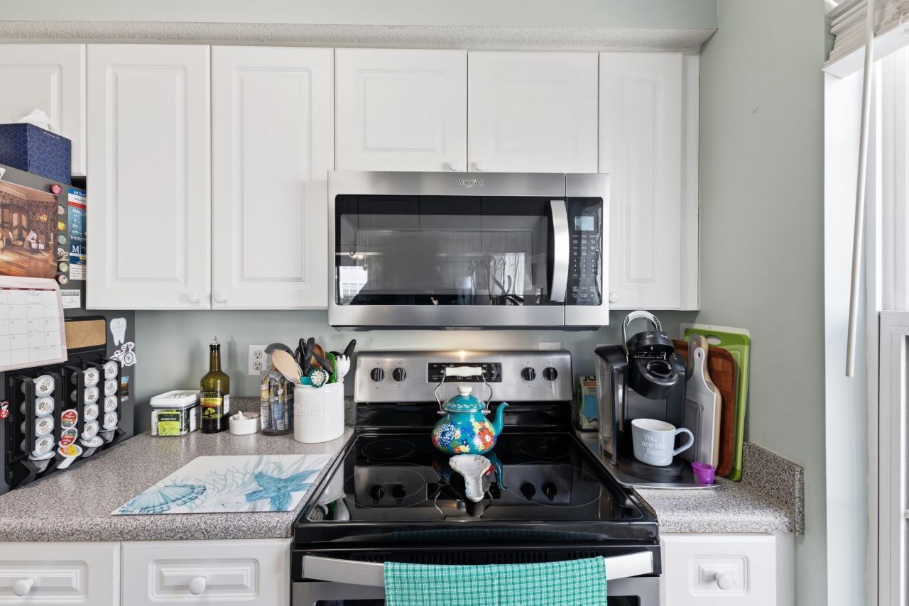 635 Woodmoor Dr. Photo 7